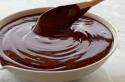 Yak make chocolate glaze with cocoa powder